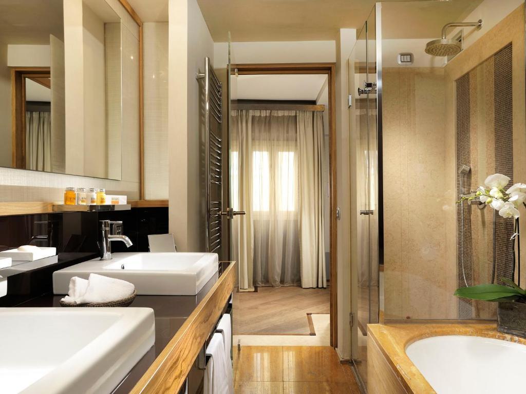 Mario De' Fiori 37 Hotel โรม ห้อง รูปภาพ