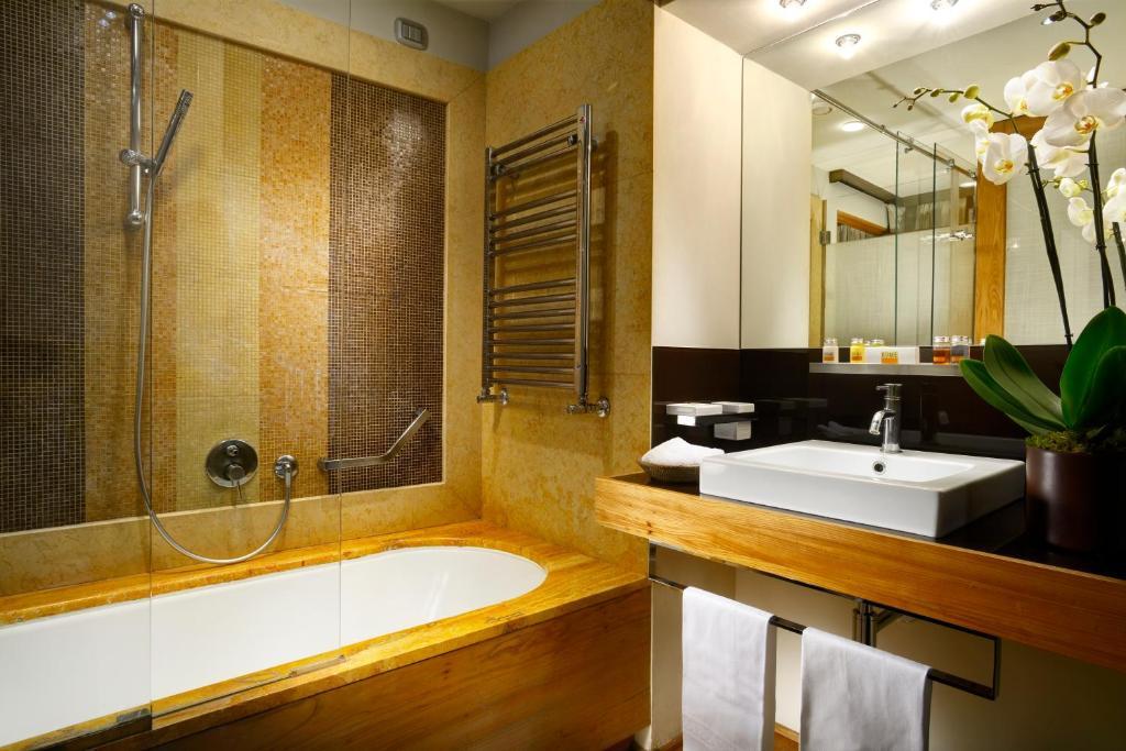 Mario De' Fiori 37 Hotel โรม ห้อง รูปภาพ